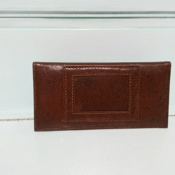 ~NWOT~Vegan Leather Checkbook Cover - Picture 3 of 3